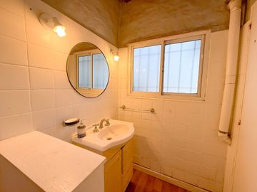 VENTA DUPLEX 4 AMB. LA PERLA 200m DEL MAR