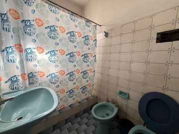 VENTA CASA EN BLOQUE-VALENTIN ALSINA