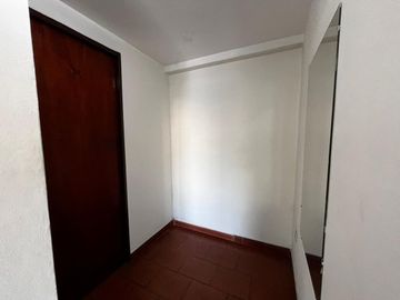VENTA DPTO + GALPON- WILDE- APTA CREDITO-PERMUTA