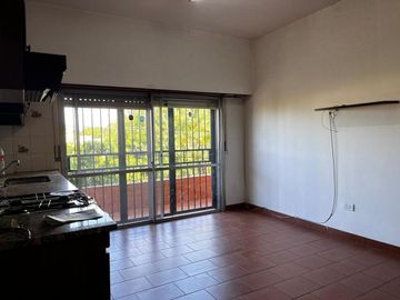VENTA DPTO + GALPON- WILDE- APTA CREDITO-PERMUTA