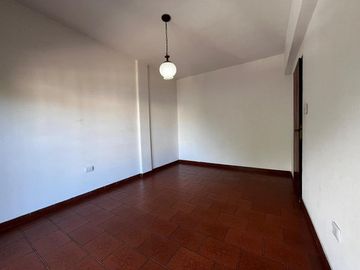 VENTA DPTO + GALPON- WILDE- APTA CREDITO-PERMUTA