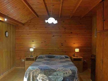 VENTA CASA 3 AMB C/ COCHERA Y PATIO - V. ALSINA
