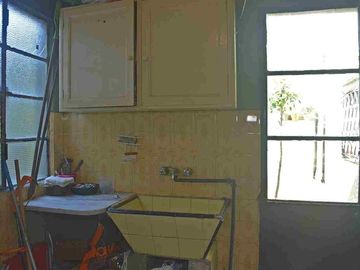 VENTA CASA 3 AMB C/ COCHERA Y PATIO - V. ALSINA
