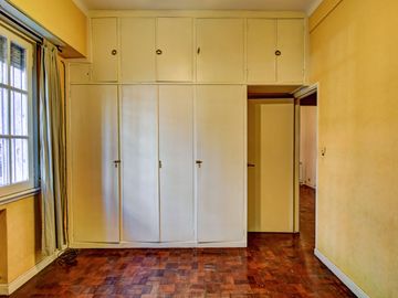 VENTA DEPTO 2 AMB PB AL FRENTE PATIO APTO/PROF