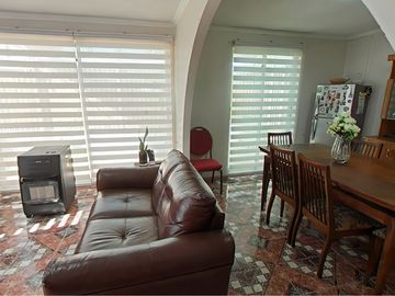 Acogedora casa de 1 piso en Cerro Esperanza