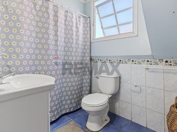 Amplia 5D, jardín y piscina 412mts, Las Condes