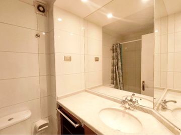Arriendo Depto 2D2B Amplio con Terraza y Estac