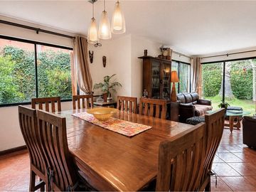 Casa en Condominio 4D/3B en Peñalolén