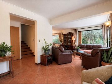 Casa en Condominio 4D/3B en Peñalolén
