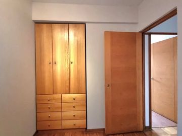 ¡Propiedad Comercial Ideal en La Reina!