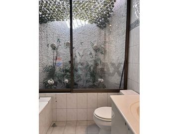 Espectacular casa en Venta en Lo Barnechea