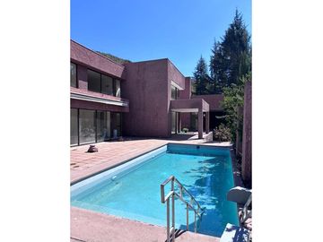 Espectacular casa en Venta en Lo Barnechea