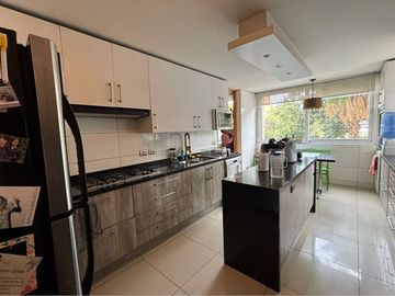 Venta amplio depa en San José de la Sierra