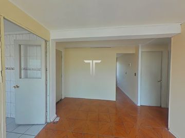 Departamento en arriendo c/ estacionamiento en Metro Pudahuel