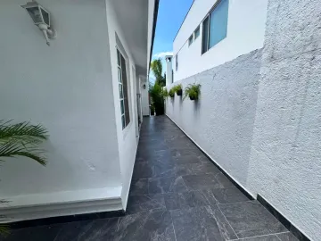 CASA EN VENTA EN SAN PEDRO GARZA GARCIA