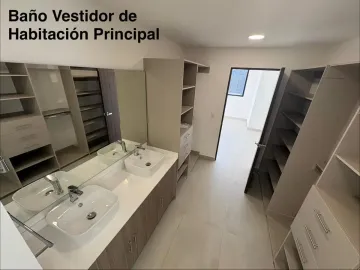 Departamento en renta en Colinas de San Jeronimo, Monterrey, Nuevo León