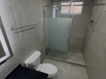 Departamento en renta en Valle de San Ángel Sect Español, San Pedro Garza García, Nuevo León
