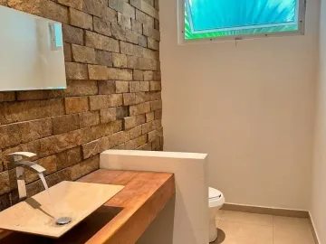 Casa en renta en Lomas del Hipico, Monterrey, Nuevo León