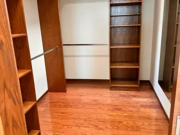 Casa en renta en Lomas del Hipico, Monterrey, Nuevo León
