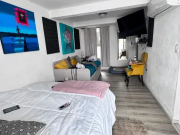 Casa en venta en Colonial La Sierra, San Pedro Garza García, Nuevo León
