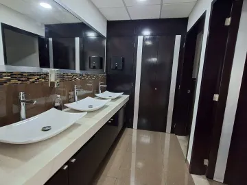 Edificio en venta y renta en Merida Centro, Mérida, Yucatán