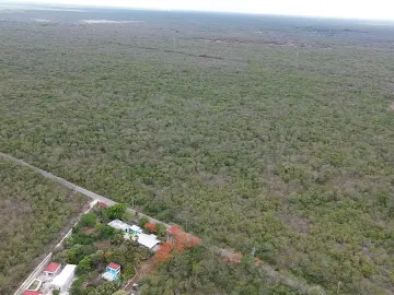 Terreno en venta en San Antonio Tehuitz, Kanasín, Yucatán