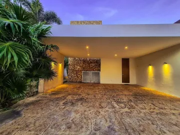 Casa en venta y renta en Temozon Norte, Mérida, Yucatán