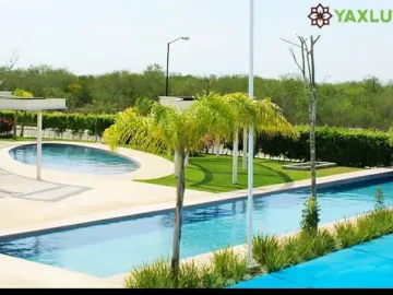 Casa en venta en Yaxkukul, Yaxkukul, Yucatán