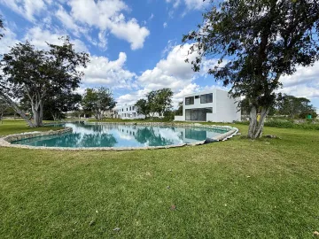 Casa en venta en Altozano, Mérida, Yucatán