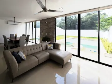 Casa en venta en Cholul, Mérida, Yucatán