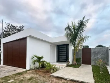 Casa en venta en Motul de Carrillo Puerto Centro, Motul, Yucatán