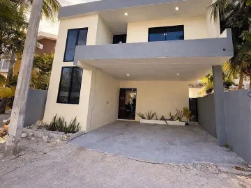 Casa en venta en Chicxulub Puerto, Progreso, Yucatán
