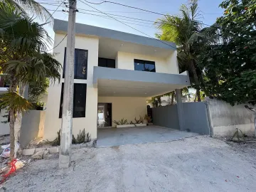 Casa en venta en Chicxulub Puerto, Progreso, Yucatán
