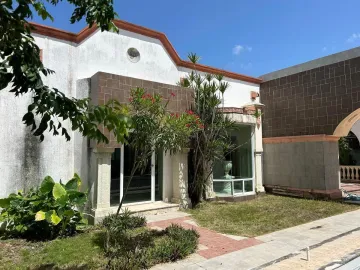 Casa en venta y renta en Residencial Xcanatún, Mérida, Yucatán