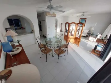 Casa en venta en Nueva Yucalpeten, Progreso, Yucatán
