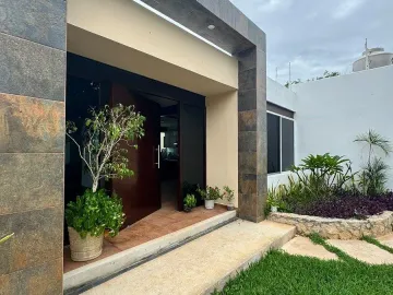 Casa en venta en Santa Rita Cholul, Mérida, Yucatán