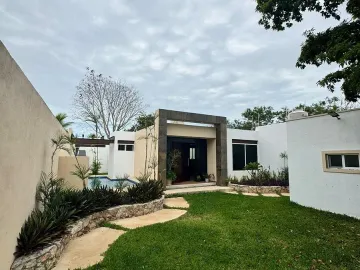 Casa en venta en Santa Rita Cholul, Mérida, Yucatán