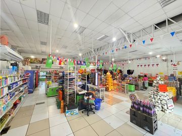 Venta Minimercado, Santa Rosa, Santiago Centro