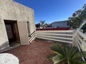 VENTA - Casa 3 dormitorios, cochera, patio, terraza. Alberdi, Rosario