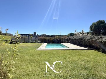 Casa en Venta en Costa Esmeralda - Gas Natural