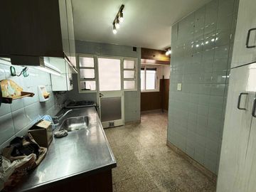 3 ambiente c/ balcón - Baño y toilette - 61 m2
