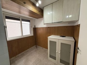 3 ambiente c/ balcón - Baño y toilette - 61 m2