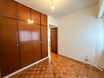 3 ambiente c/ balcón - Baño y toilette - 61 m2