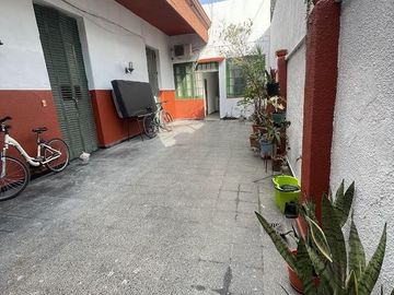 Edificio Comercial en Villa Pueyrredon Lote 239 m2