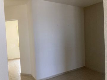 Departamento en  renta en Paseos Del Bosque. 2 rec, sala de TV , alberca