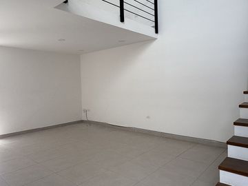 Casa en venta en Lomas de Juriquilla Querétaro, 4 recámaras