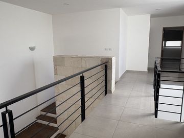 Casa en venta en Lomas de Juriquilla Querétaro, 4 recámaras