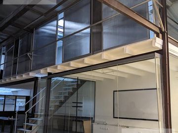 DEPOSITO EN PALERMO HOLLYWOOD – DEPÓSITO DE ÚLTIMA MILLA / LOGÍSTICA URBANA / E-COMMERCE