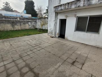 Casa Ph 3 ambientes con parque en Venta - Morón