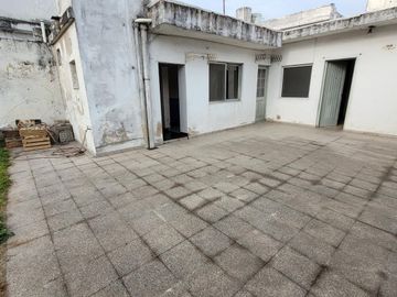 Casa Ph 3 ambientes con parque en Venta - Morón